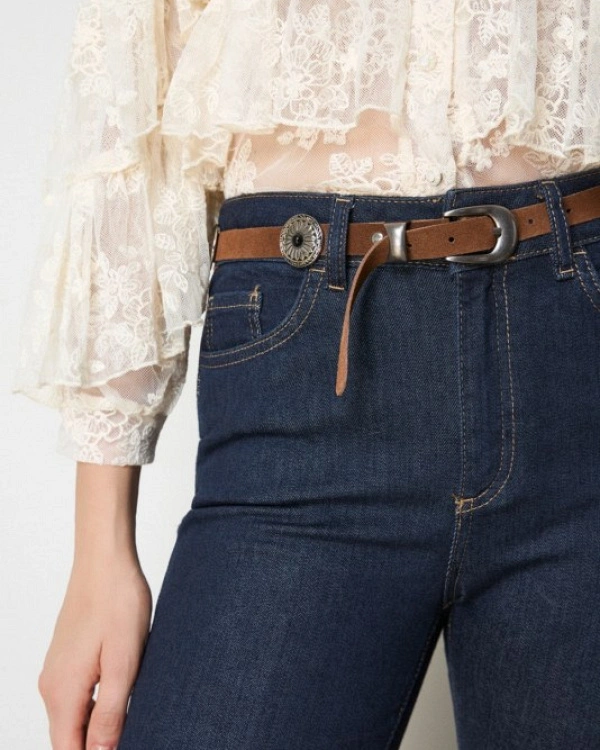 CINTURON CON DETALLES