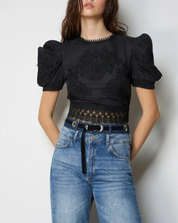 CINTURON CON DETALLES