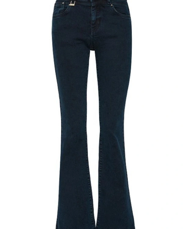 JEAMS DE CORTE BOTA NADIA