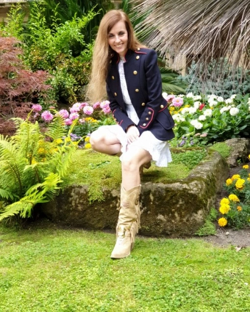 KATHY APEX DESERT CAMPERA