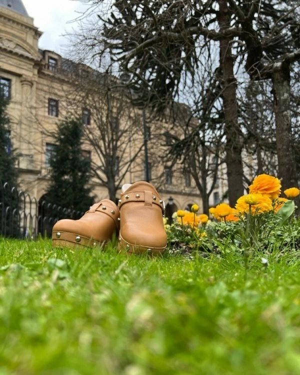 MANUELA PURE OCRE