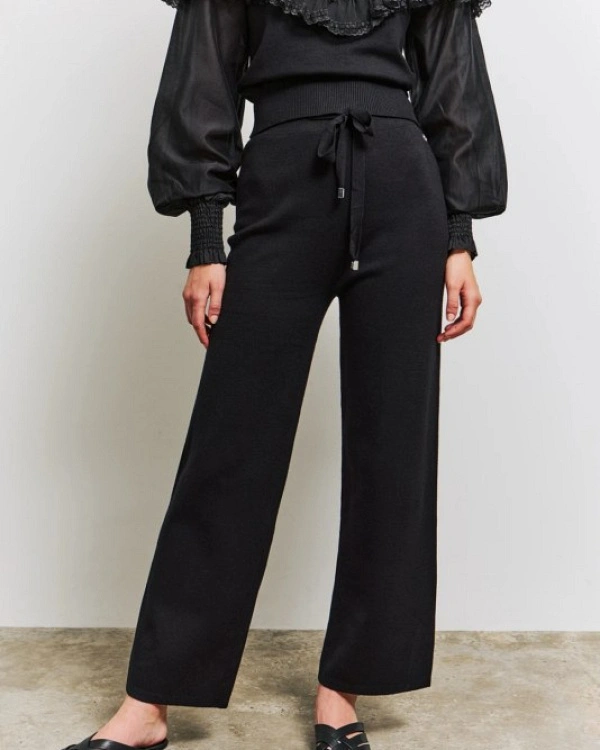 PANTALON CON GOMA EN CINTURA