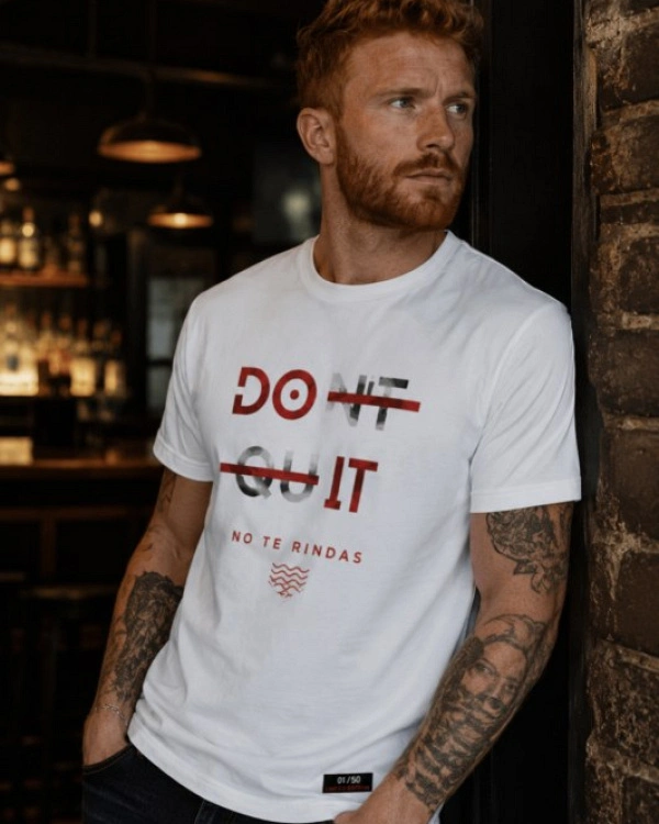 VADA DON´T QUIT PRE-ORDER NOV.